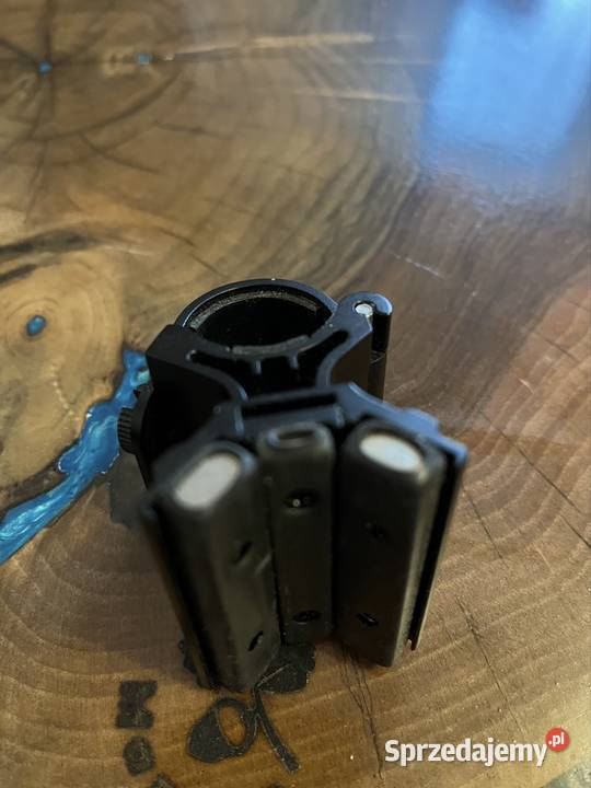 Montaż magnetyczny do latarek Olight XWM03 Tuchów
