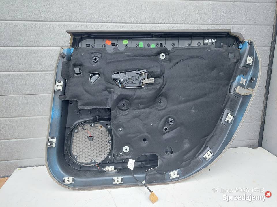 AUDI A8 D3 42 TDI 0510 TAPICERKA DRZWI LEWA TYL świętokrzyskie Włoszczowa