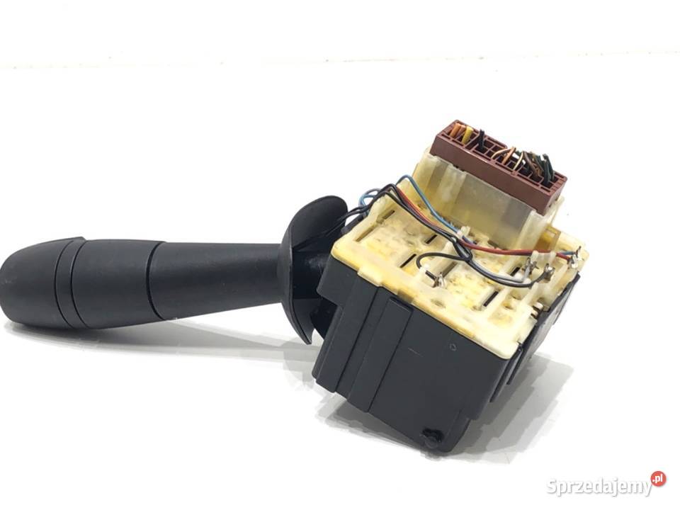 PRZEŁĄCZNIK WYCIERACZEK RENAULT CAPTUR I osobowe