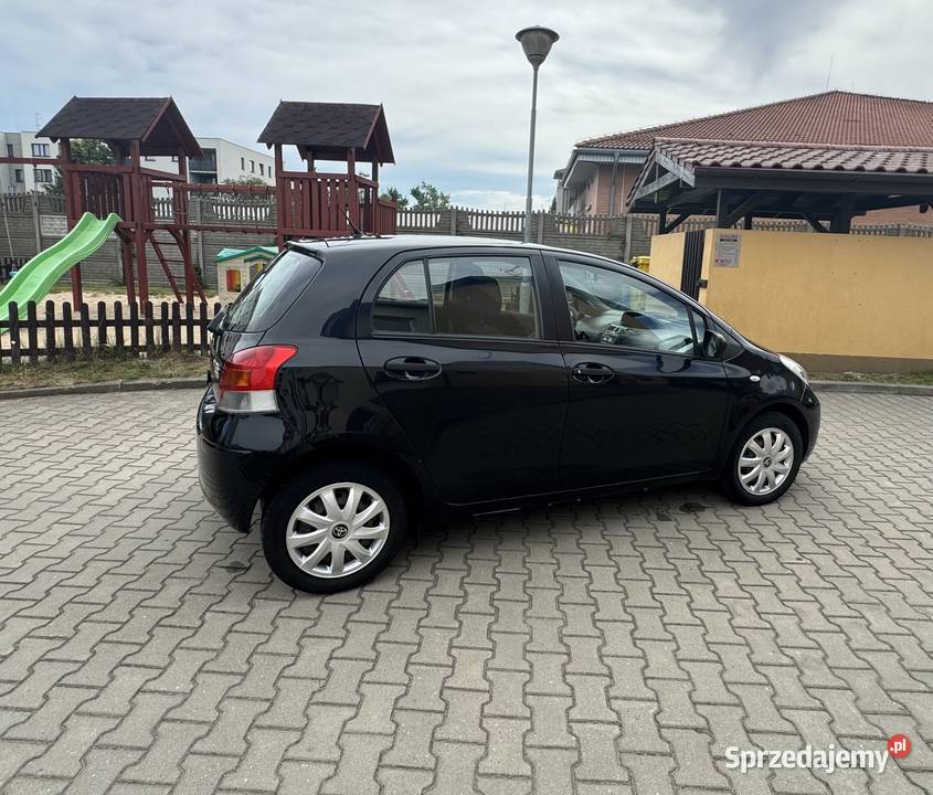 Toyota Yaris II 133 Dual VVTi pierwszy sprzedam