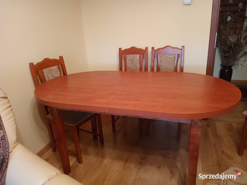 stół rozkładany z krzesłami sprzedam