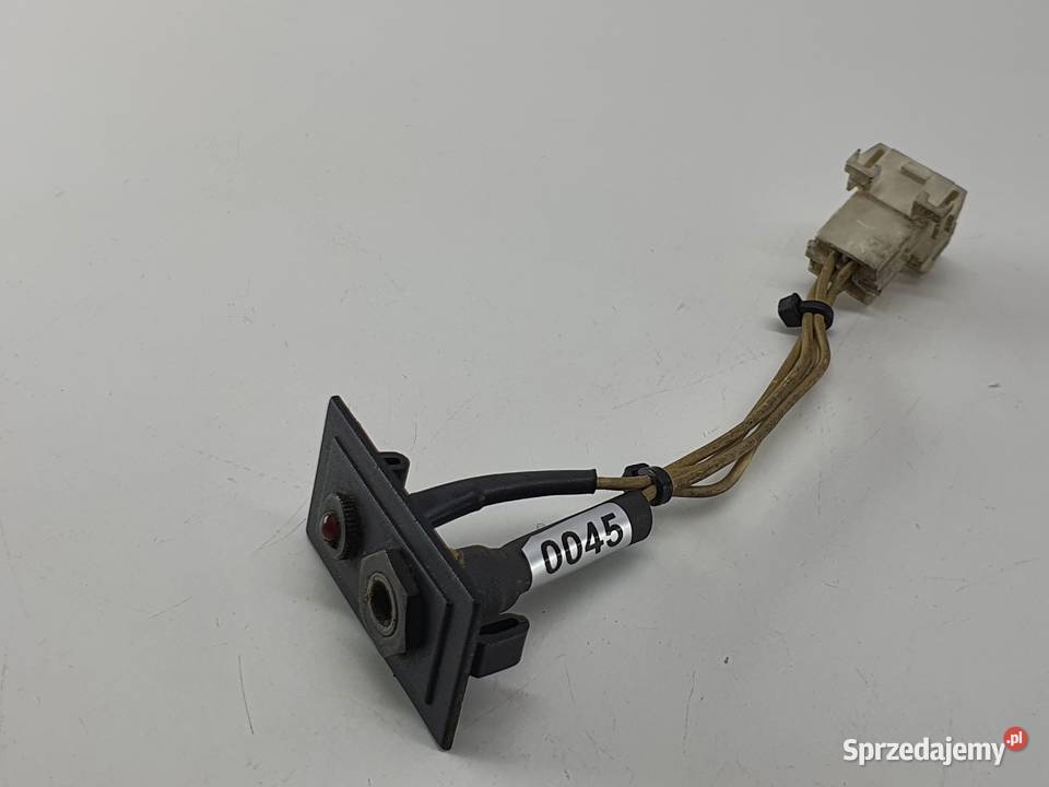 WTYCZKA KOSTKA PRZELACZNIK GNIAZDO MAN LE Janowice