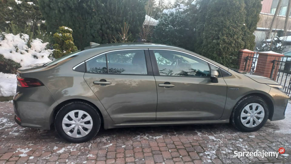 Toyota Corolla Comfort eCVT 18 Hybryda Pełna Gdańsk sprzedam