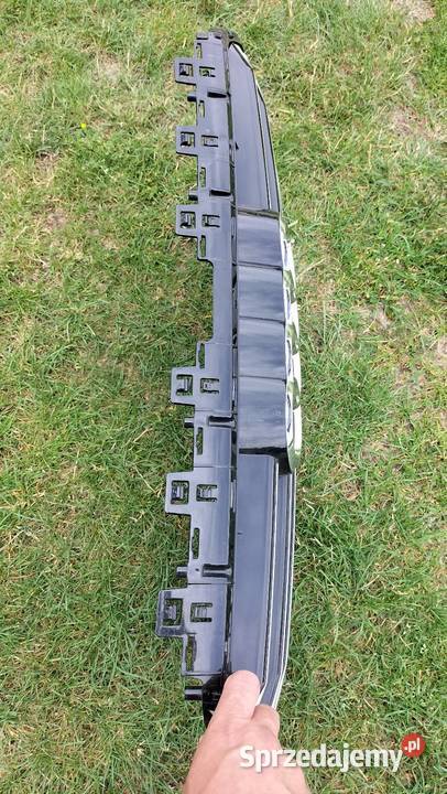 Grill atrapa Audi A6 C7 lift PDC chrom używany