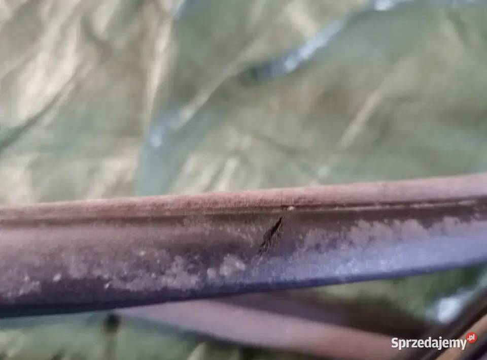 Uszczelka drzwi prawy przód BMW E34 śląskie Żory sprzedam