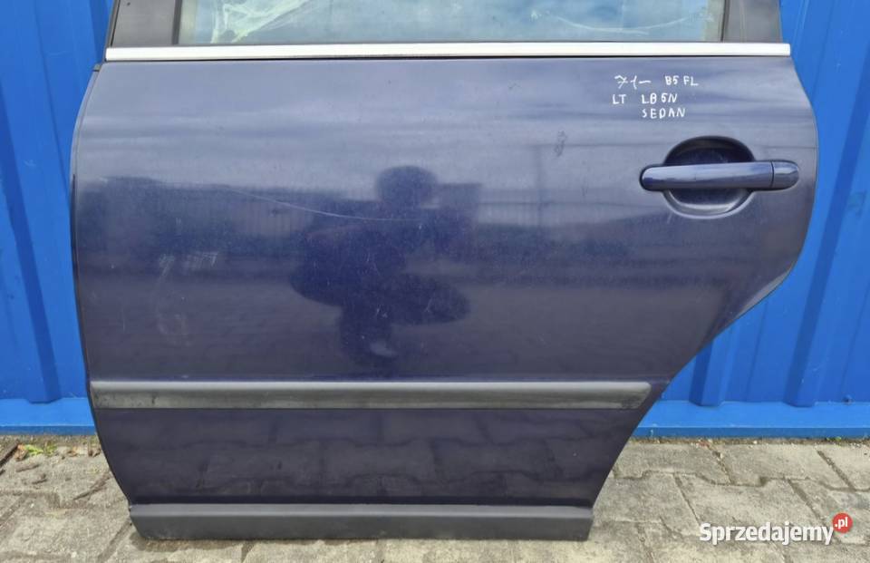 DRZWI TYŁ LEWY LEWE VW PASSAT B5 FL SEDAN świętokrzyskie Działoszyce