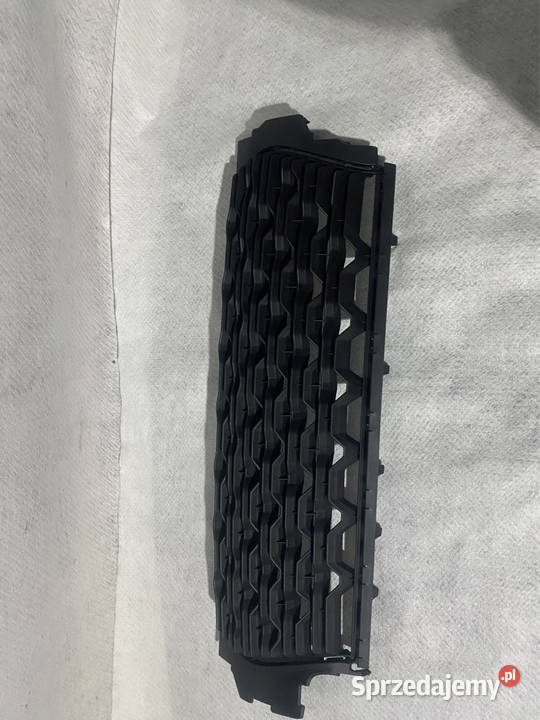 Kratka środkowa zderzaka przód Dacia Duster II Jasienica