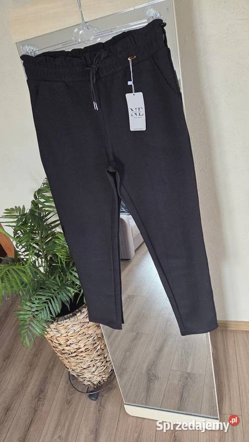 Damskie spodnie leginsy czarne Pleszew