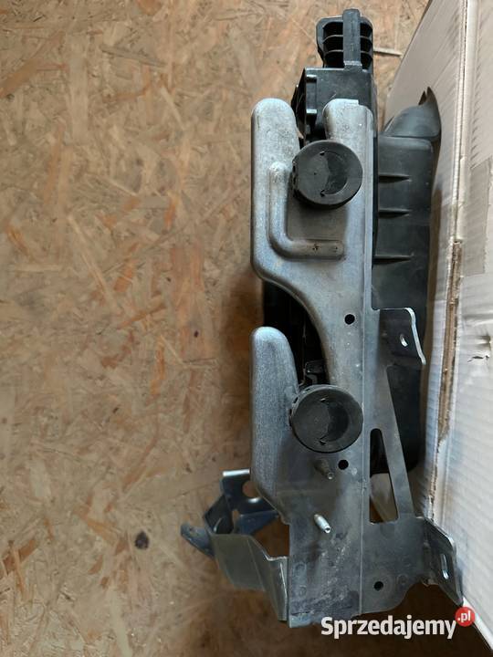 MERCEDES W213 W217 X290 63 AMG WLOT POWIETRZA Mirsk