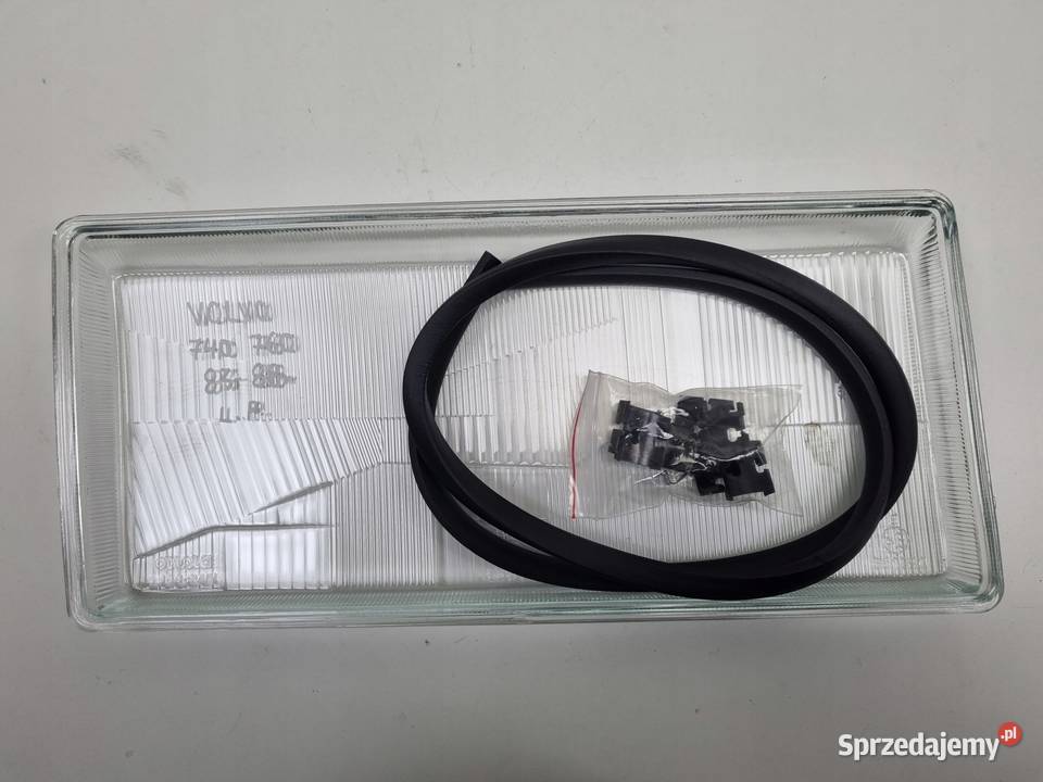 Volvo 740 8388r KLOSZ PRZEDNIEJ LAMPY LEWY PRZÓD Części samochodowe lubelskie Rudka