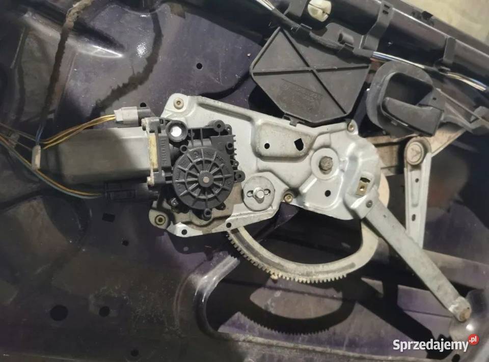 Mechanizm szyby prawy przód BMW E36 Compact sprzedam