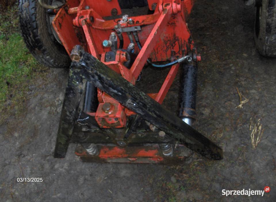 Podnosnik FMF MULTIFRONT traktora holland t5050