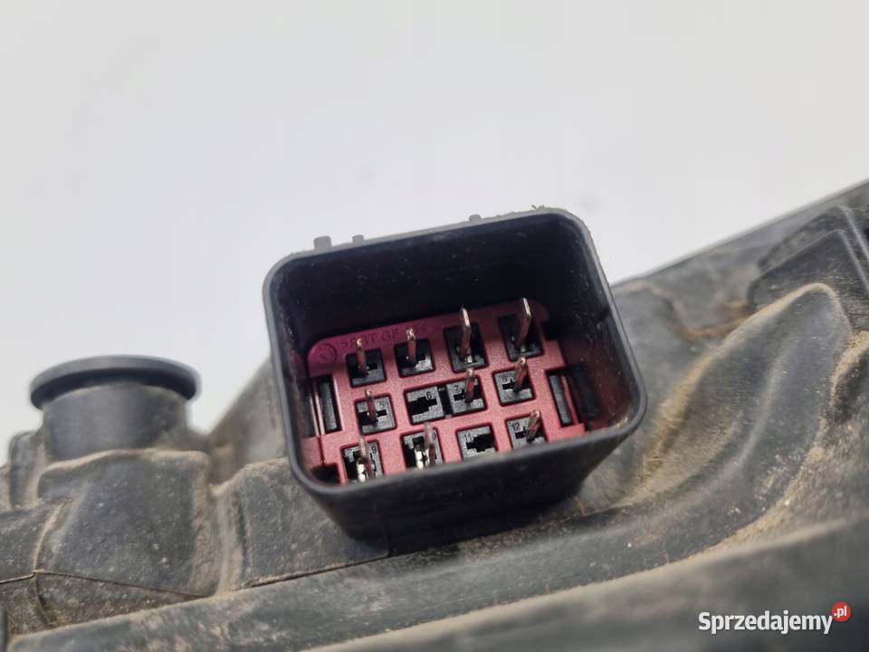 LAMPA PRAWA Volvo S80 II V70 III 0616r PRZEDNIA Rudka