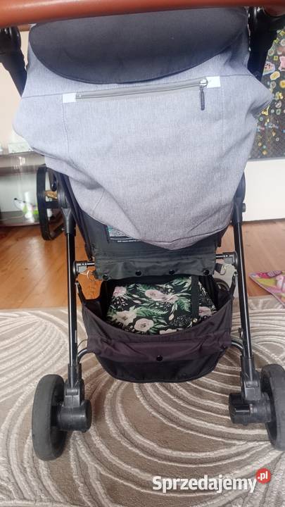 Sprzedam wózek spacerowy Cieszanów sprzedam