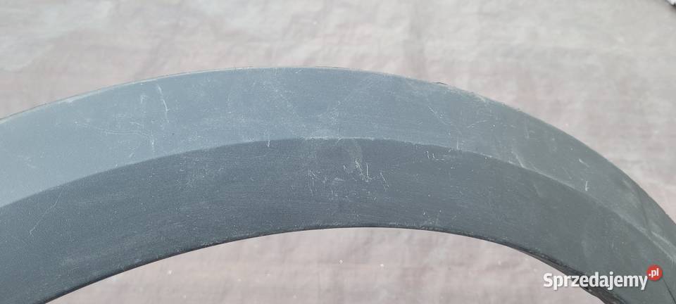 DACIA SANDERO III LISTWA BŁOTNIKA PRZÓD PRAWA listwy boczne