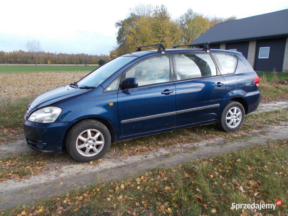 toyota AVENSIS VERSO 20d D4D 03r części z tego Zamość