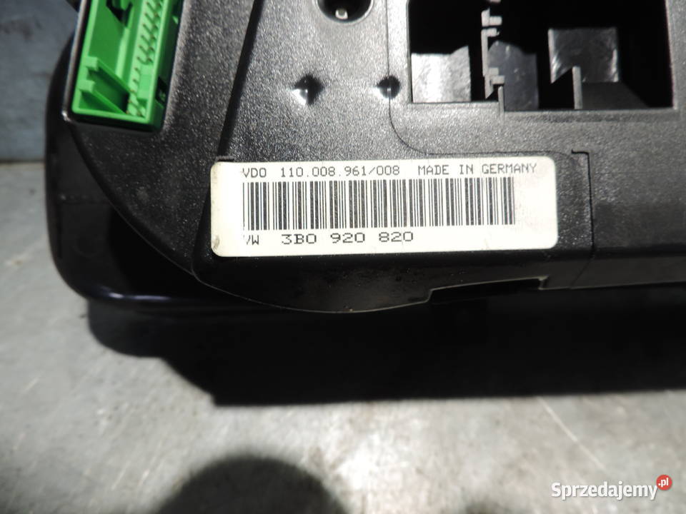 LICZNIK ZEGARY VW PASSAT B5 16 8V 3B0920820 Nowy Sącz