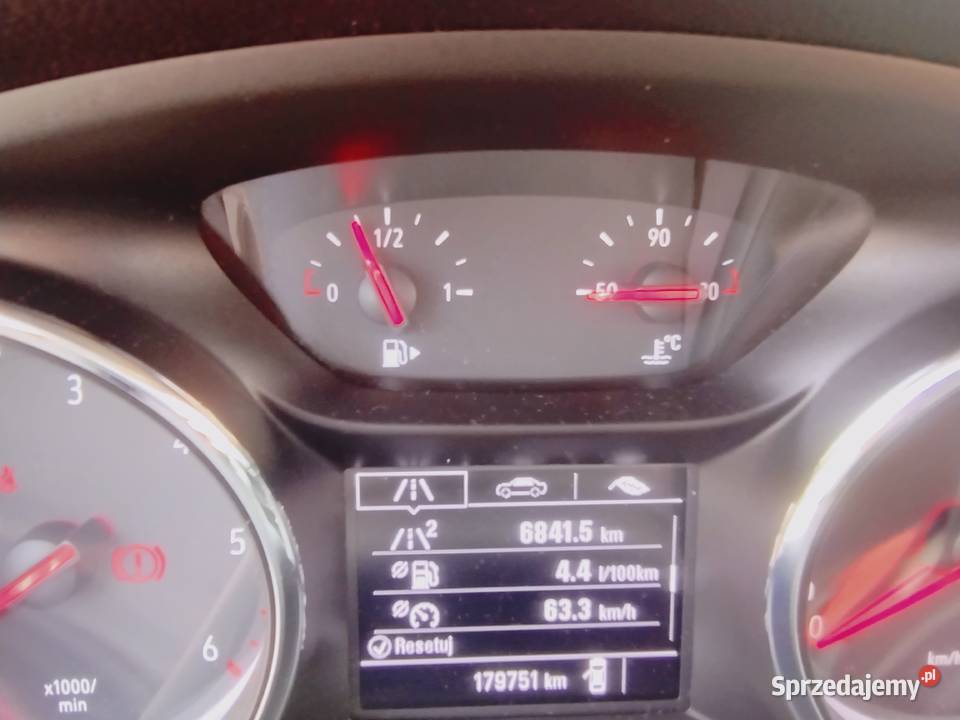 Sprzedam Opel Astra K Kombi z 2018 r sprzedam