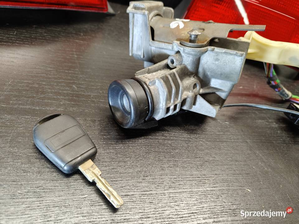 Bmw e36 stacyjka z immobilizerem kluczyk komplet Stacyjki i kluczyki łódzkie Aleksandrów Łódzki