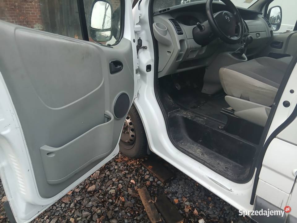 Bus Opel Vivaro 2010R 20 DCI 115 Trafic Bolesławiec