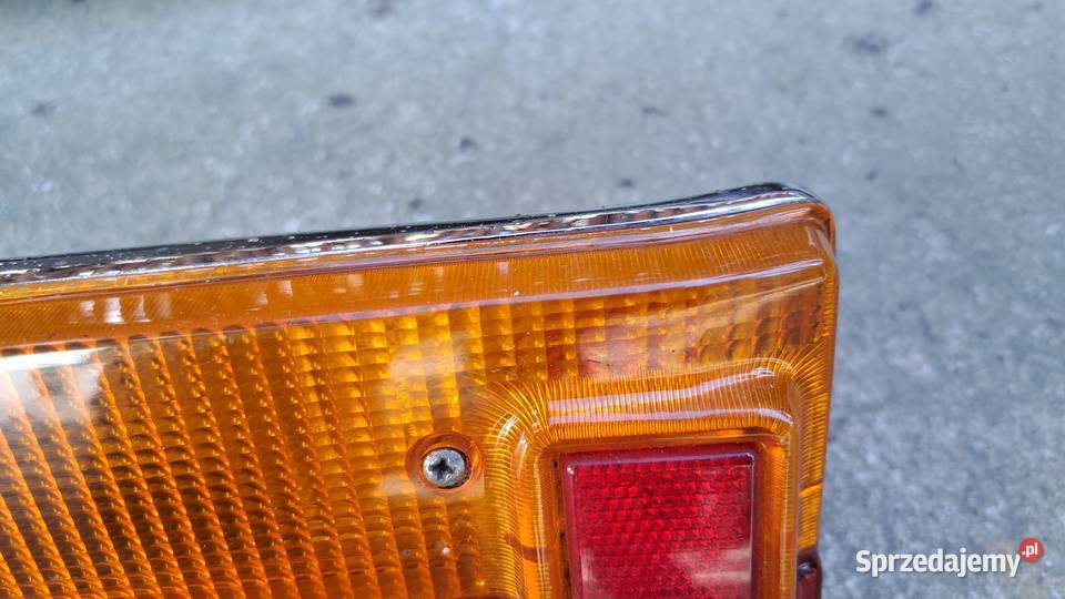 Fiat 125p lampa tył prawa Leszno