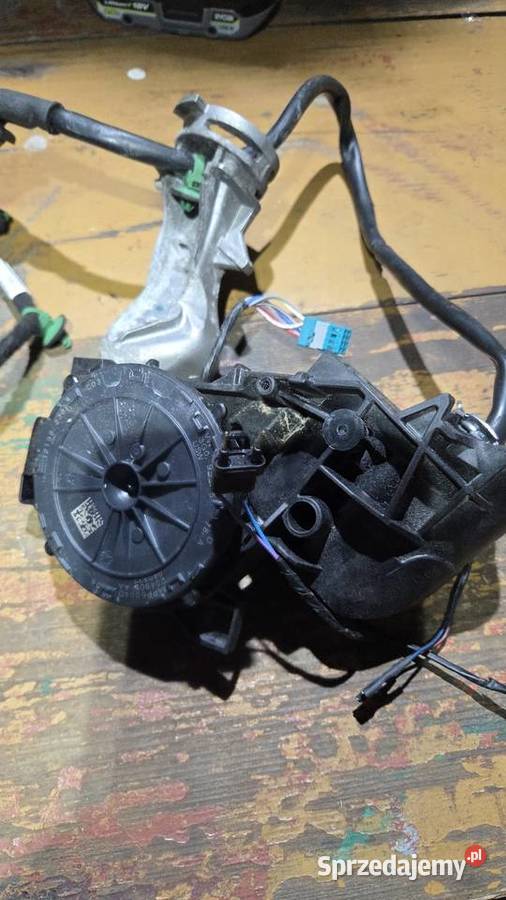 Mechanizm lusterka vw passat b8 Tryńcza sprzedam