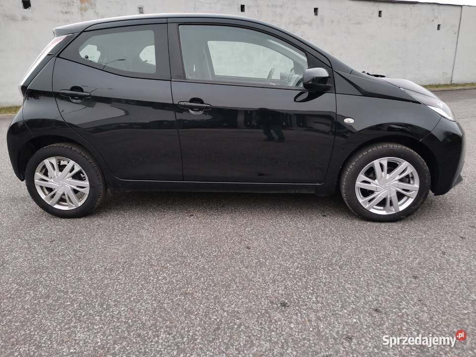 Toyota Aygo z Niemiec z kamerą cofania wspomaganie kierownicy Aygo Tarnów