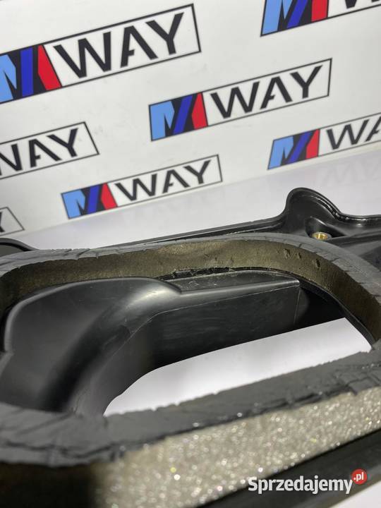 BMW F20 F30 F31 PODSZYBIE RAMKA USZCZELNIAJĄCA osobowe
