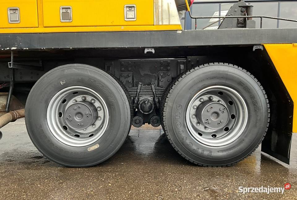Uzywahy Holownik 6x4 pomocy drogowej Scania P112 557807km Warszawa