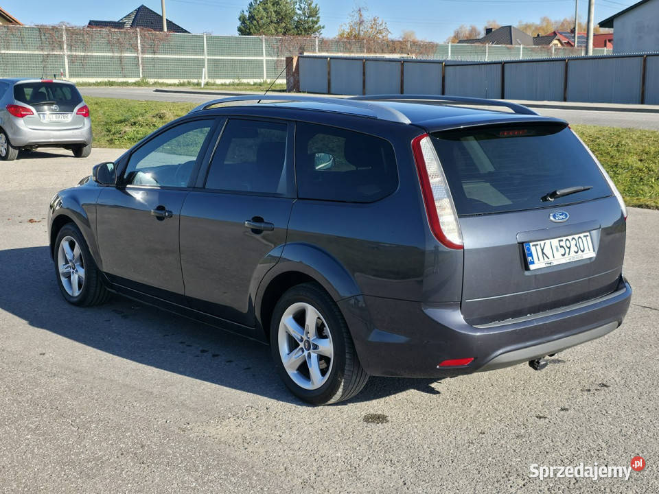 Ford Focus 18 Benzyna Serwisowany Gwarancja lakier metallic Motoryzacja Piekoszów