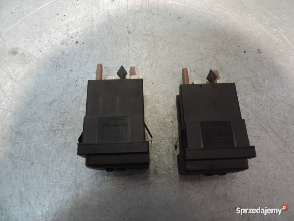 PANEL GRZANIA FOTELA AUDI A3 8L 8L0963564A małopolskie Nowy Sącz
