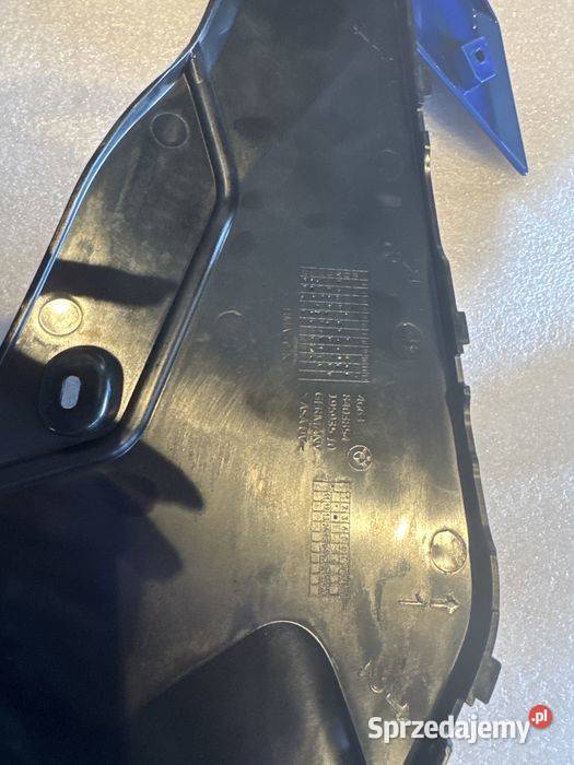 Osłona zbiornika prawa owiewka bok BMW F900R f Pozostałe