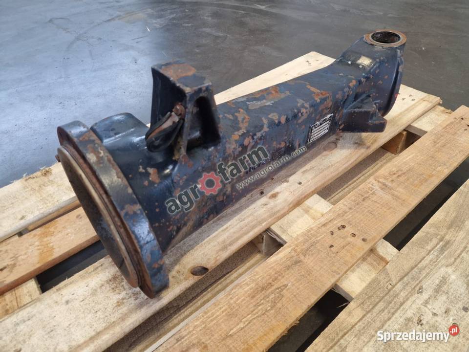 Obudowa przedniego mostu Deutz Fahr DX 650 Byków