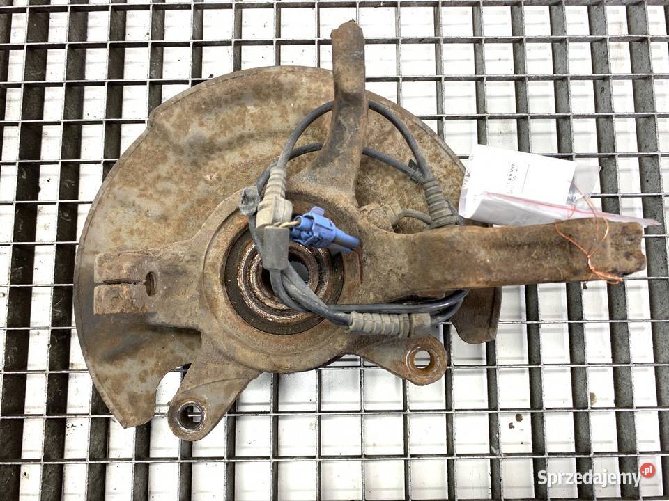 ZWROTNICA LEWY PRZÓD SUZUKI SX4 16 107 Zwrotnice