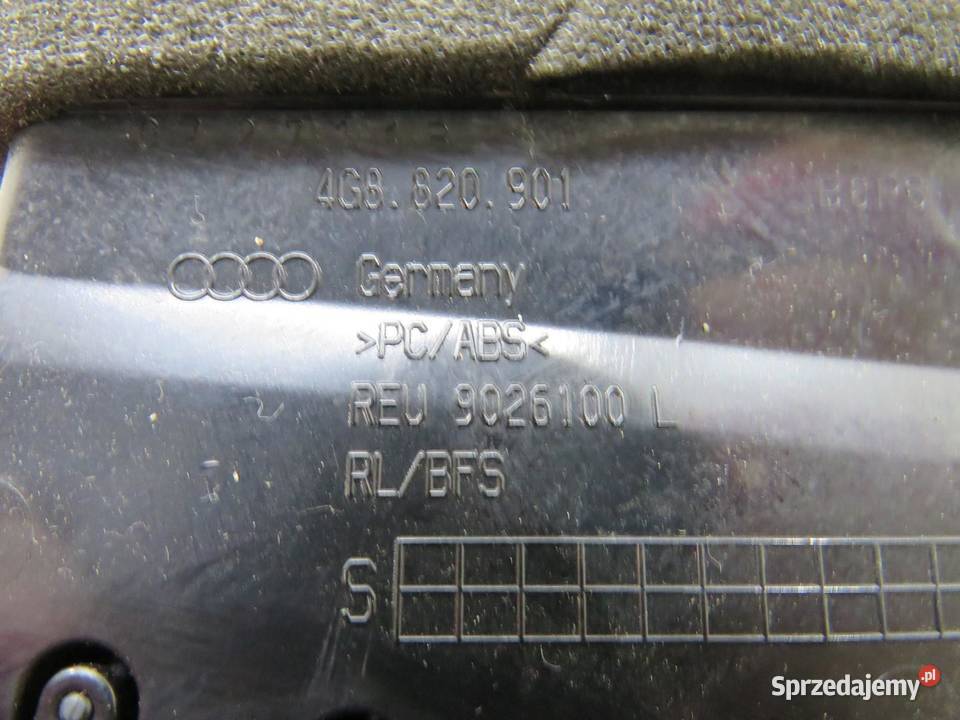 KRATKA NAWIEWU AUDI A7 4G 4G8820901 Wyposażenie wnętrza