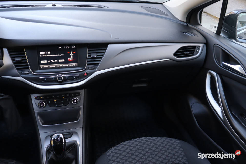 Opel Astra 14 T 4/5 śląskie