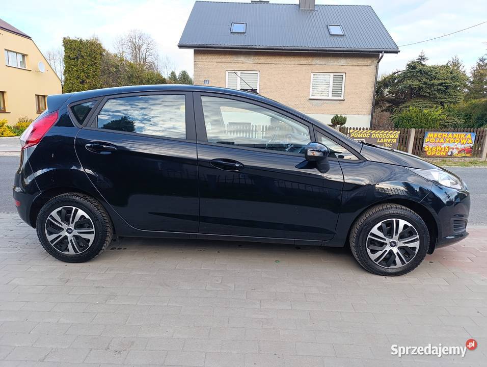 Ford Fiesta 12 benzyna 5 drzwi 2016r Lgota-Mokrzesz