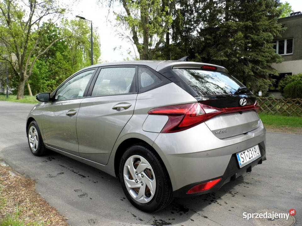 Hyundai i20 12 salon polska III 2020 światła przeciwmgielne i20 Łódź