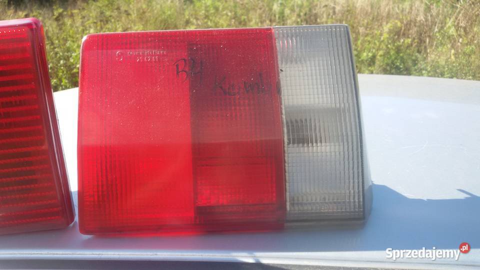 Lampy tylne AUDI 80B4 KOMBI LEWA