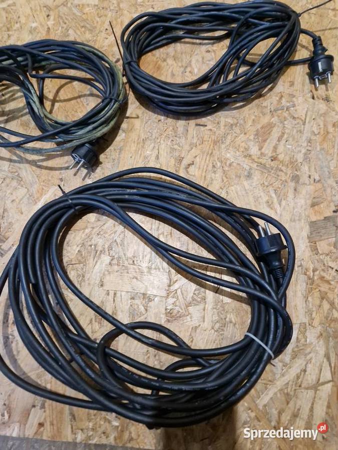 Przedłużacz z uziemieniem 10 m czarny bez Elektryczne sprzedam