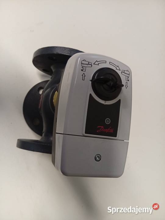 Zawór trojdrożny Danfoss siłownik VL 3 DN 40 KVS Płachty sprzedam