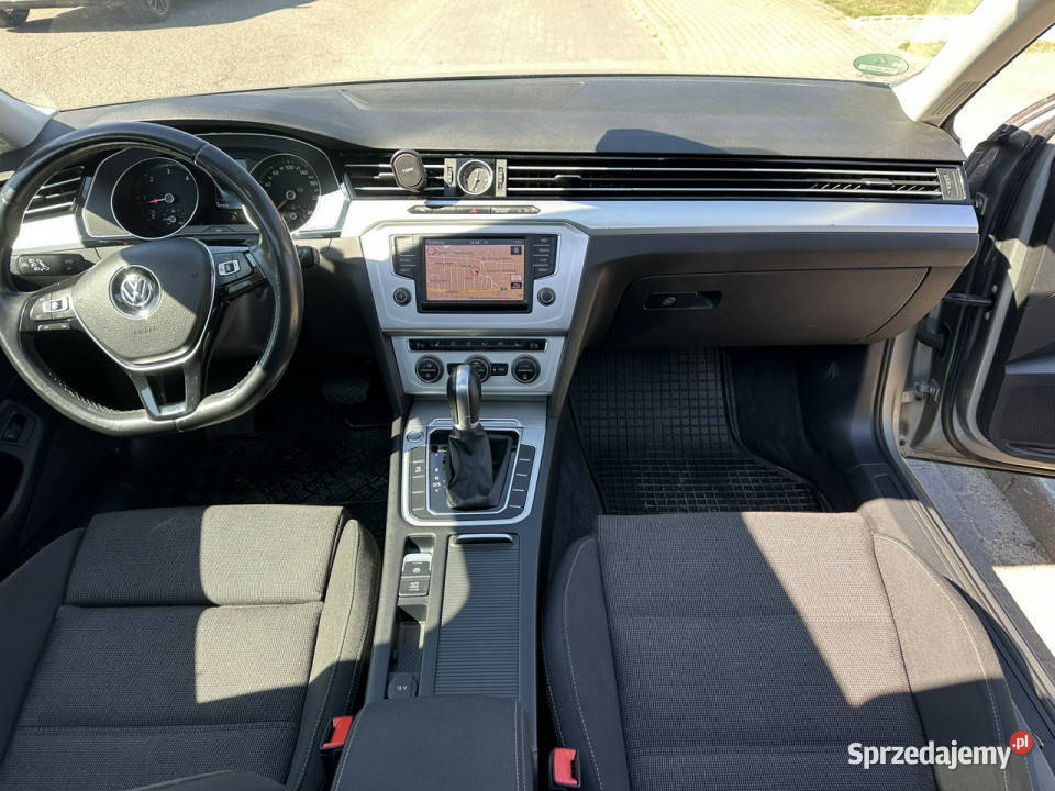 Volkswagen Passat Reflektory Matrix nawi DSG autoalarm Wejherowo