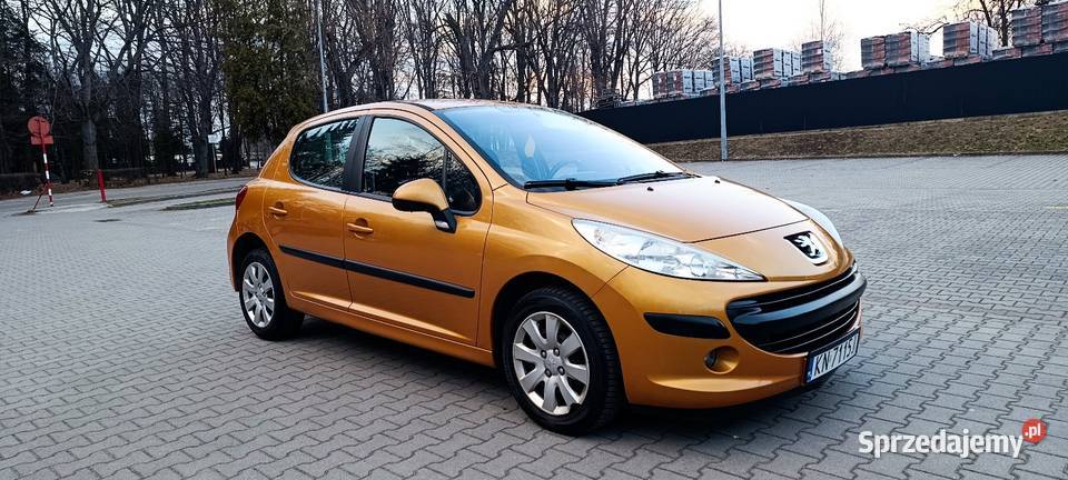 Peugeot 207 14 8v 5d 73KM Samochody osobowe Nowy Sącz