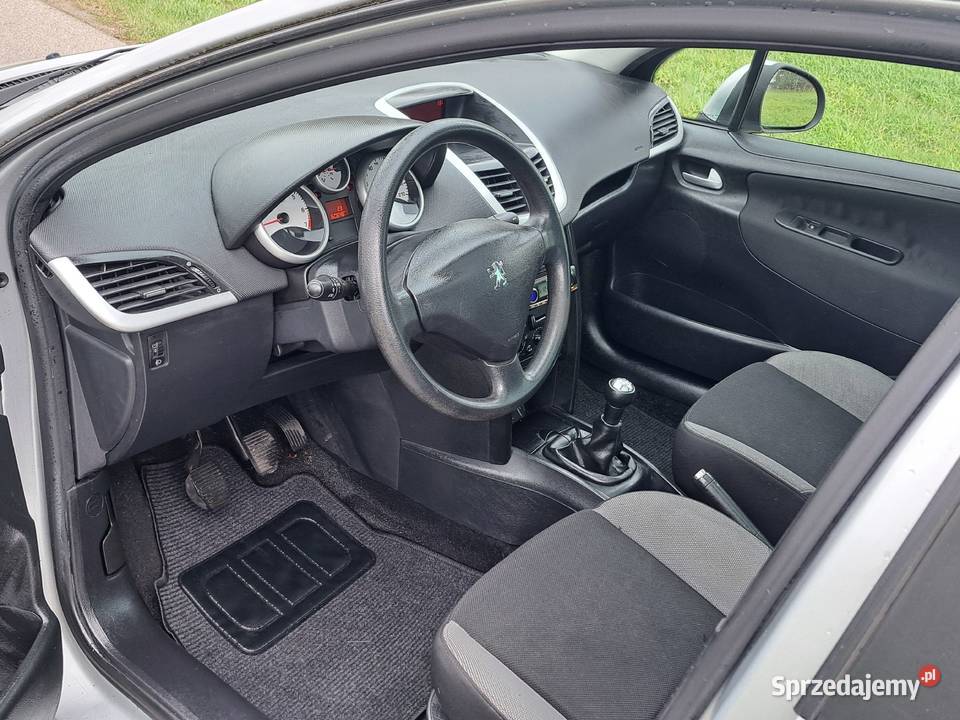 Sprzedam Peugeot 207sw 14 benzyna 2009r z mazowieckie Żyrardów