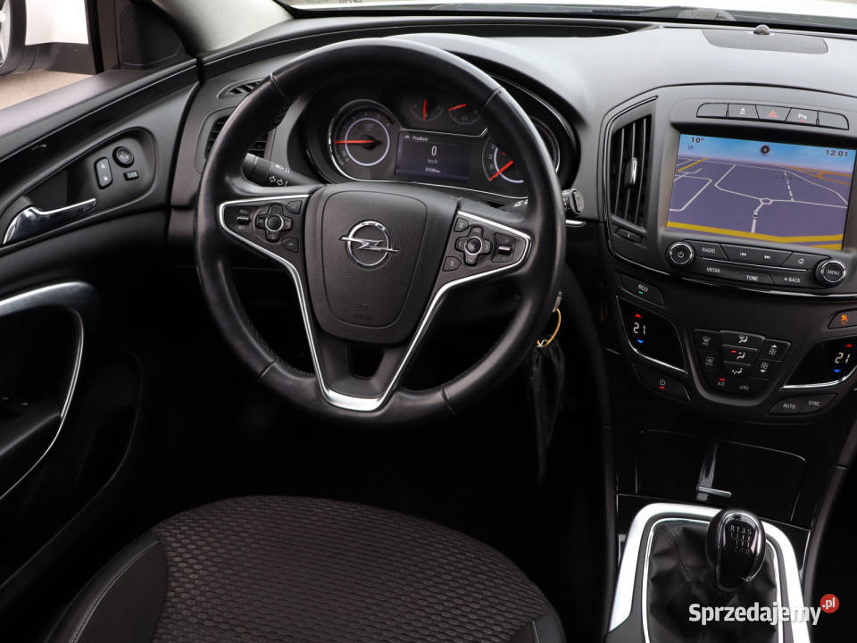 Opel Insignia 20 CDTI komputer pokładowy