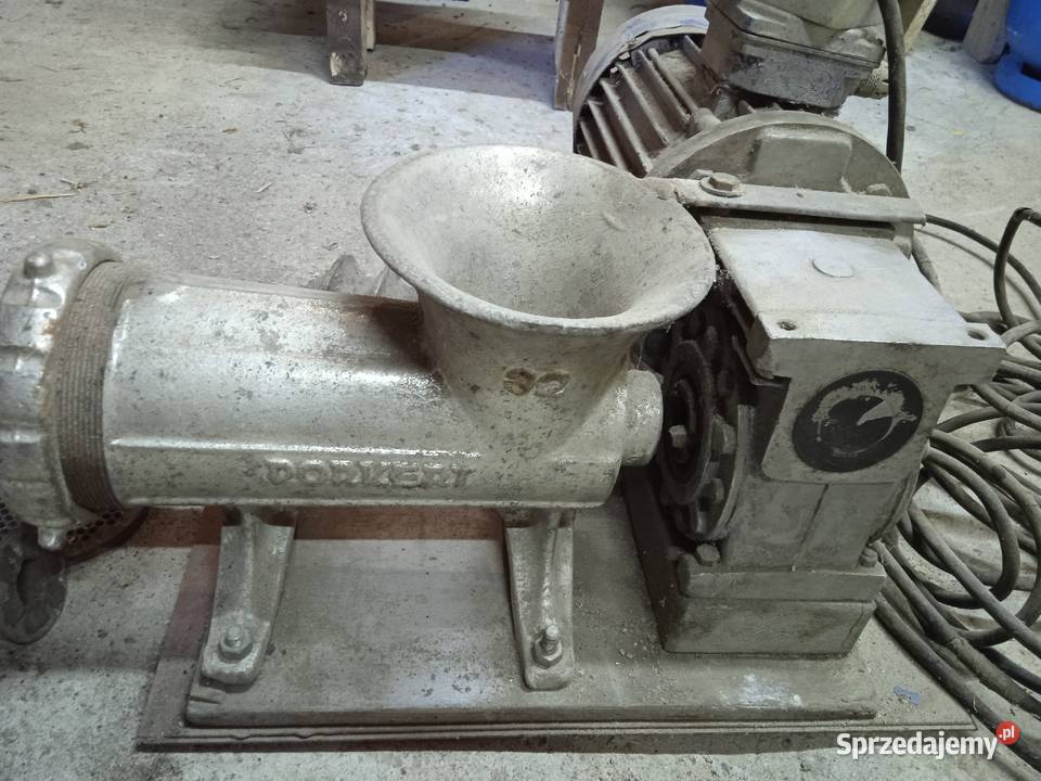 Maszynka do mięsa z przekładnia Dębica