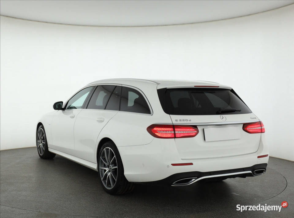 Mercedes E E 220 d 4MATIC Piaseczno sprzedam