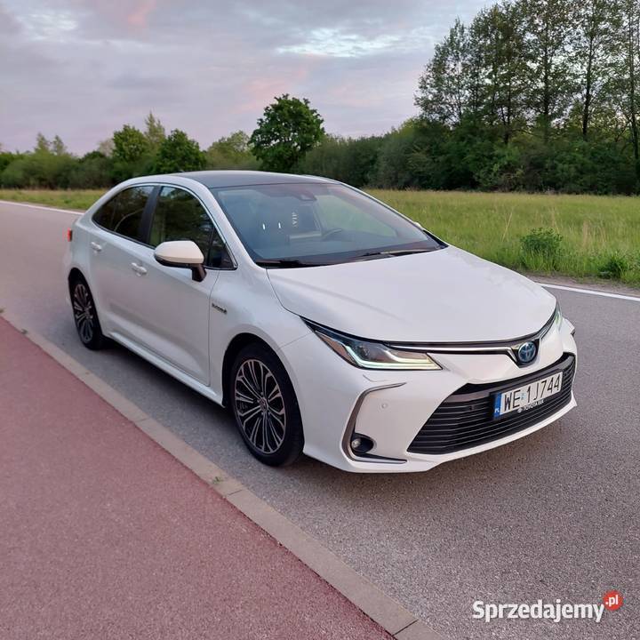 Toyota Corolla 18 Hybryda 2020r ComfortStyleTech gniazdo AUX Ełk