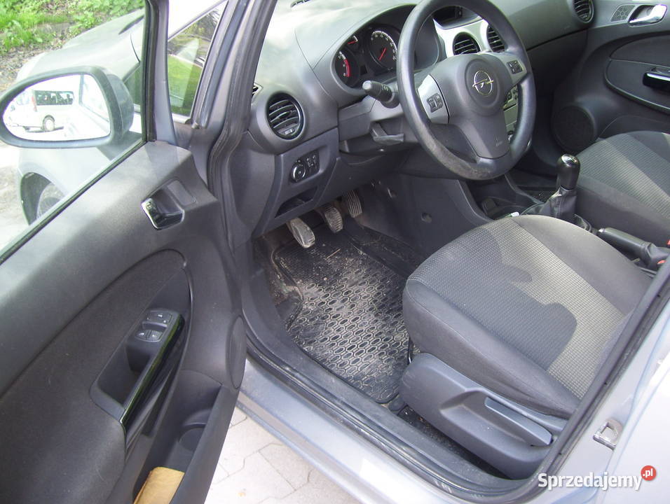 Prywatny Krajowy Opel Corsa D 2012r 12 16V 86 Rok produkcji 2012 Nowy Sącz