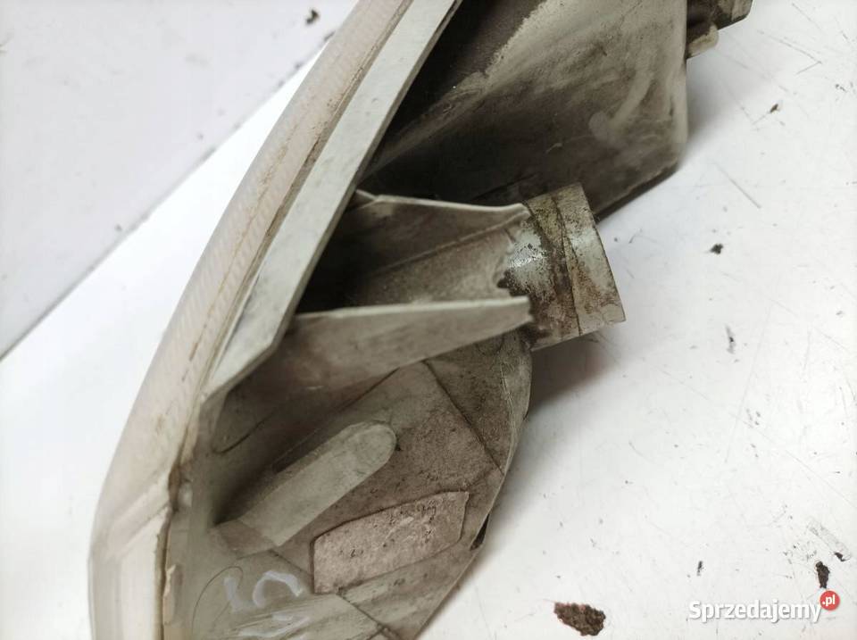 KIERUNKOWSKAZ LEWY PRAWY KOMPLET Saab 95 I